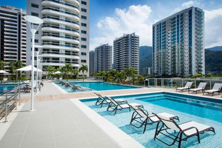 Apartamento para alugar com 85m², 2 quartos e 1 vagaÁrea comum - Piscina
