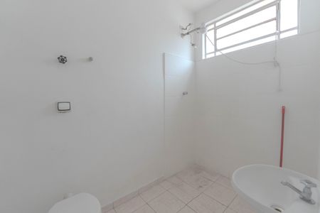 Banheiro de kitnet/studio à venda com 1 quarto, 26m² em Centro Histórico de São Paulo, São Paulo