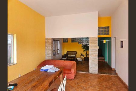 Casa para alugar com 4 quartos, 300m² em Taquaral, Campinas