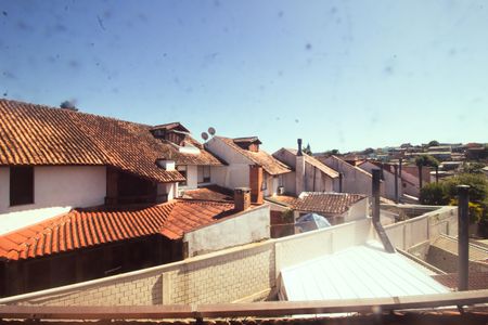 Casa à venda com 125m², 4 quartos e 2 vagas Casa à venda com 125m², 4 quartos e 2 vagasVista