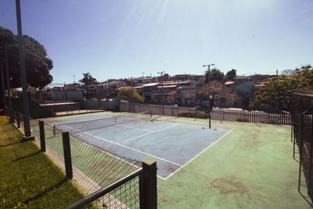 Casa à venda com 125m², 4 quartos e 2 vagas Casa à venda com 125m², 4 quartos e 2 vagasQuadra