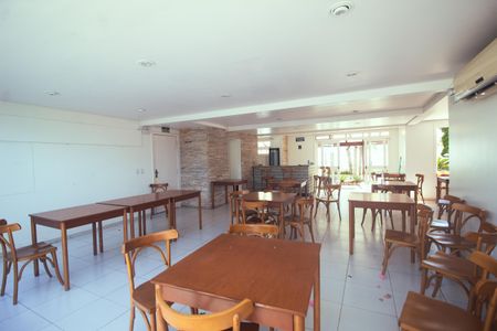 Casa à venda com 125m², 4 quartos e 2 vagas Casa à venda com 125m², 4 quartos e 2 vagasÁrea comum - Salão de festas