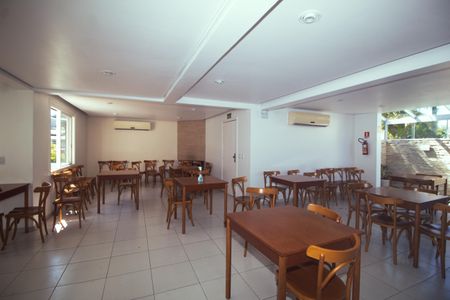 Casa à venda com 125m², 4 quartos e 2 vagas Casa à venda com 125m², 4 quartos e 2 vagasÁrea comum - Salão de festas