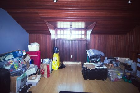 Casa à venda com 125m², 4 quartos e 2 vagas Casa à venda com 125m², 4 quartos e 2 vagasQuarto 4