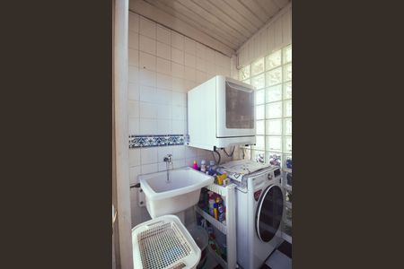 Casa à venda com 125m², 4 quartos e 2 vagas Casa à venda com 125m², 4 quartos e 2 vagasÁrea de Serviço