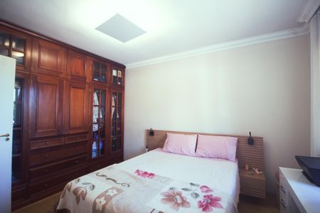 Casa à venda com 125m², 4 quartos e 2 vagasSuite