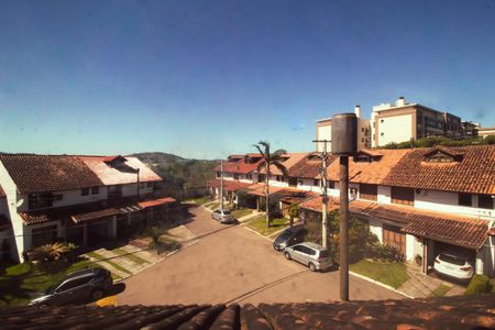 Casa à venda com 125m², 4 quartos e 2 vagas Casa à venda com 125m², 4 quartos e 2 vagasVista