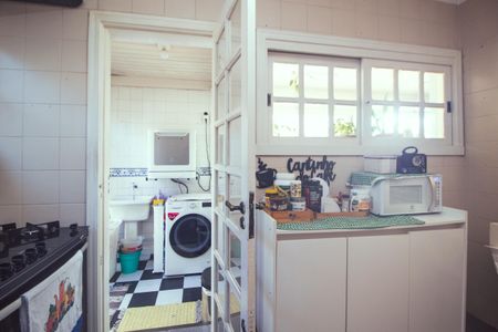 Casa à venda com 125m², 4 quartos e 2 vagas Casa à venda com 125m², 4 quartos e 2 vagasÁrea de Serviço