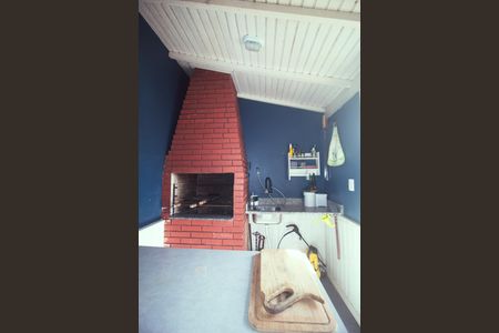 Casa à venda com 125m², 4 quartos e 2 vagas Casa à venda com 125m², 4 quartos e 2 vagasChurrasqueira