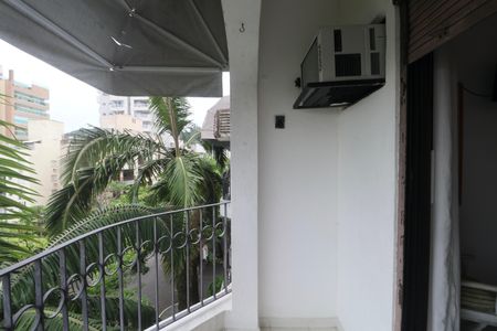 Apartamento para alugar com 75m², 3 quartos e 1 vagaVaranda