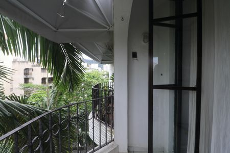 Varanda de apartamento para alugar com 3 quartos, 75m² em Jardim Ana Maria, Guarujá