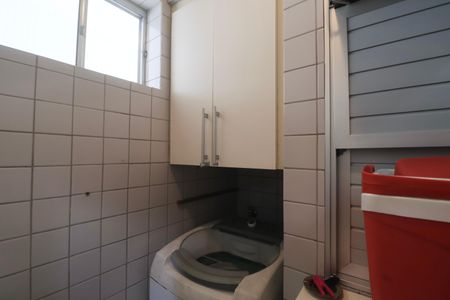 Apartamento para alugar com 75m², 3 quartos e 1 vagaÁrea de Serviço