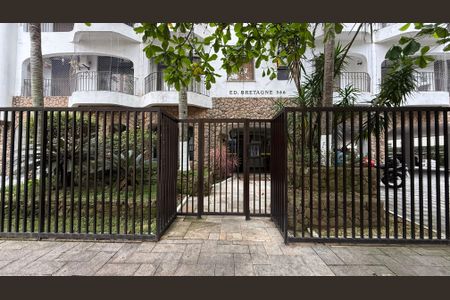 Apartamento para alugar com 75m², 3 quartos e 1 vagaFachada