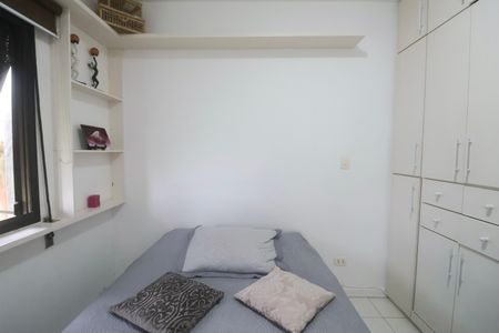 Apartamento para alugar com 75m², 3 quartos e 1 vagaQuarto