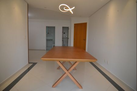 Apartamento à venda com 141m², 3 quartos e 5 vagasSala