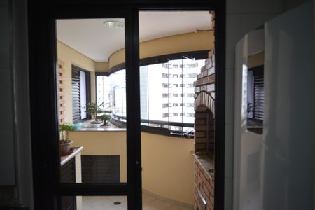 Apartamento à venda com 141m², 3 quartos e 5 vagasEspaço Gourmet