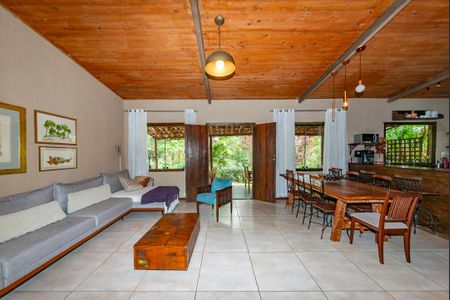 Casa de condomínio para alugar com 250m², 2 quartos e 2 vagas Casa de condomínio para alugar com 250m², 2 quartos e 2 vagasSala