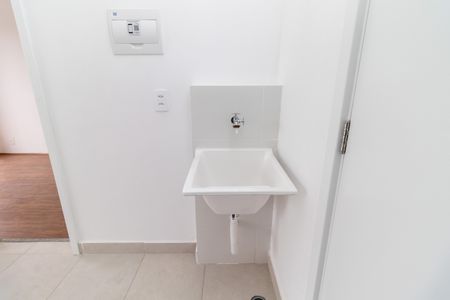 Apartamento à venda com 28m², 1 quarto e sem vaga Apartamento à venda com 28m², 1 quarto e sem vagaÁrea de Serviço