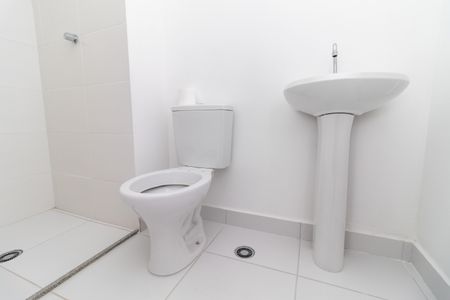 Apartamento à venda com 28m², 1 quarto e sem vaga Apartamento à venda com 28m², 1 quarto e sem vagaBanheiro da Suíte