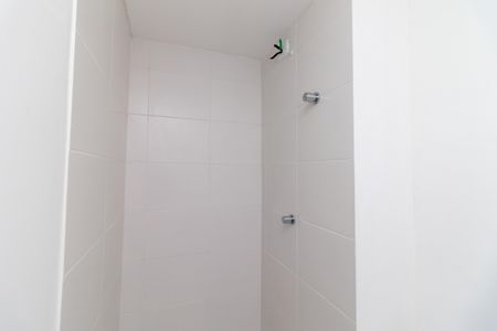 Apartamento à venda com 28m², 1 quarto e sem vaga Apartamento à venda com 28m², 1 quarto e sem vagaBanheiro da Suíte