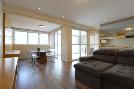 Apartamento para alugar com 112m², 2 quartos e 2 vagasSala