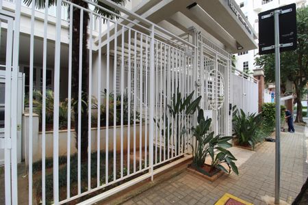 Apartamento para alugar com 112m², 2 quartos e 2 vagasFachada e Portaria