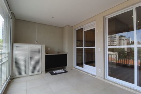 Apartamento para alugar com 112m², 2 quartos e 2 vagasVaranda