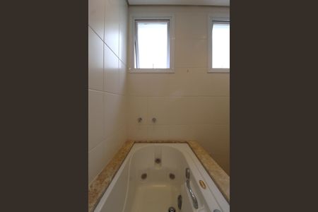 Apartamento para alugar com 112m², 2 quartos e 2 vagasBanheiro da Suíte 2