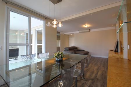 Apartamento para alugar com 112m², 2 quartos e 2 vagasSala