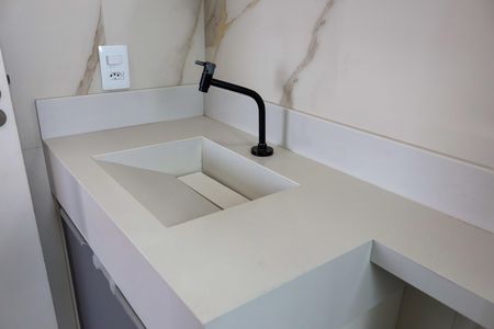 Apartamento para alugar com 56m², 2 quartos e 2 vagasBanheiro