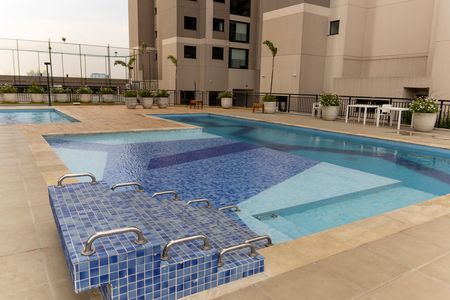 Apartamento para alugar com 56m², 2 quartos e 2 vagasÁrea comum - Piscina