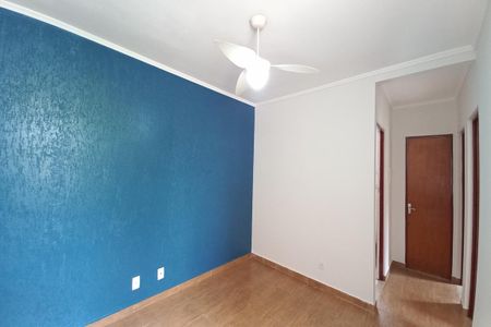 Sala de apartamento para alugar com 2 quartos, 43m² em Parque São Jorge, Campinas