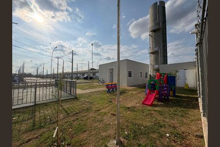 Apartamento para alugar com 48m², 2 quartos e 2 vagasÁrea comum - Playground