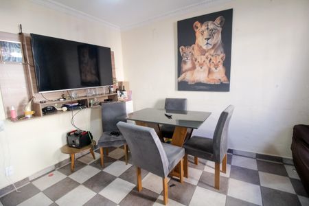 Casa à venda com 100m², 3 quartos e sem vagaSala