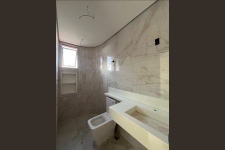 Banheiro de apartamento à venda com 3 quartos, 106m² em Barreiro, Belo Horizonte