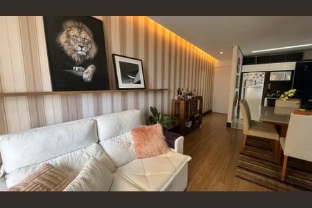 Apartamento à venda com 69m², 2 quartos e 1 vagaSala