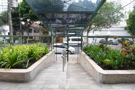 Apartamento à venda com 77m², 3 quartos e 1 vagaÁrea comum