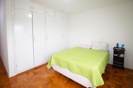 Apartamento à venda com 77m², 3 quartos e 1 vagaQuarto