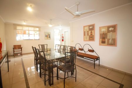 Apartamento à venda com 77m², 3 quartos e 1 vagaÁrea comum