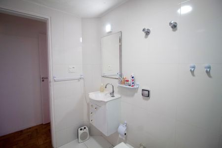 Apartamento à venda com 77m², 3 quartos e 1 vagaBanheiro Social
