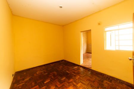 Casa à venda com 360m², 5 quartos e 5 vagas Casa à venda com 360m², 5 quartos e 5 vagasQuarto 3