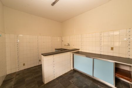 Casa à venda com 360m², 5 quartos e 5 vagas Casa à venda com 360m², 5 quartos e 5 vagasCozinha 2