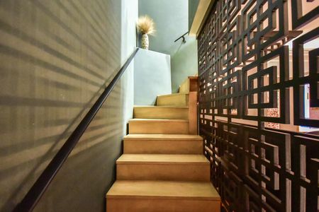 Apartamento à venda com 200m², 3 quartos e 4 vagasEscada