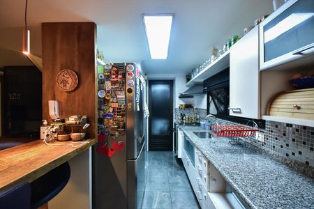 Apartamento à venda com 200m², 3 quartos e 4 vagasCozinha