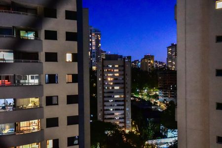 Apartamento à venda com 200m², 3 quartos e 4 vagasVista da Suíte 1