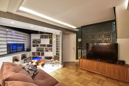 Apartamento à venda com 200m², 3 quartos e 4 vagasSala de Tv