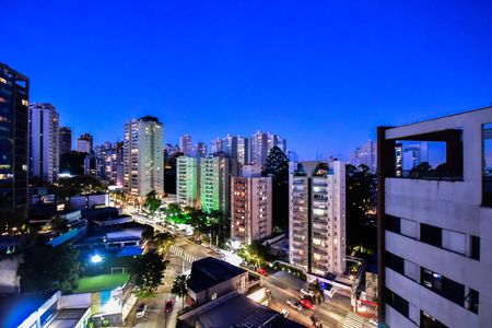 Apartamento à venda com 200m², 3 quartos e 4 vagasVista