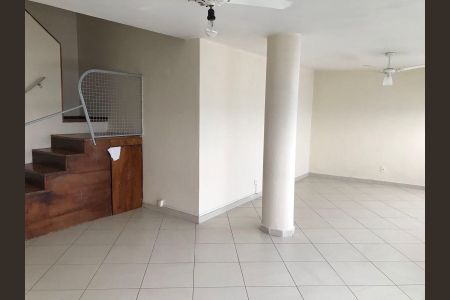 Apartamento à venda com 116m², 3 quartos e sem vagaSala