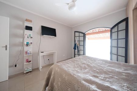 Casa à venda com 120m², 2 quartos e 2 vagasQuarto 2