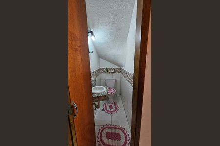 Banheiro de casa de condomínio à venda com 2 quartos, 65m² em Cidade Líder, São Paulo